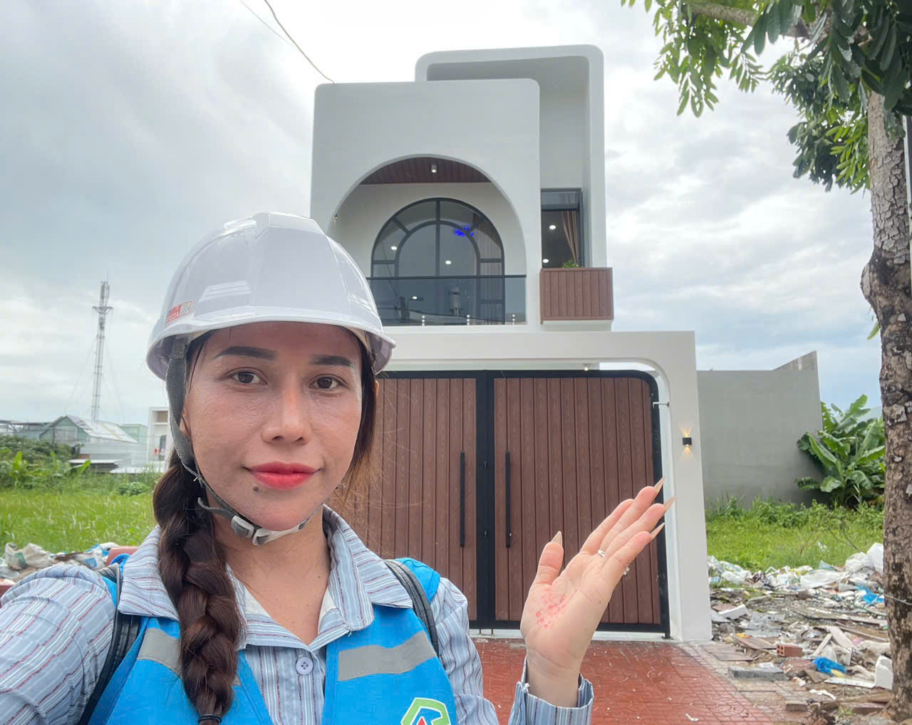 Read more about the article MẪU NHÀ 1 TRỆT 1 LỬNG VỪA BÀN GIAO Ở KDC LICOGI P1 TP CÀ MAU